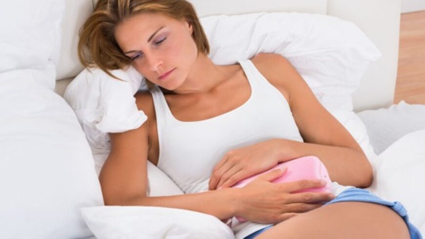 5 Oli essenziali per la sindrome premestruale