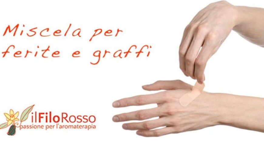 Miscela con oli essenziali per graffi e ferite